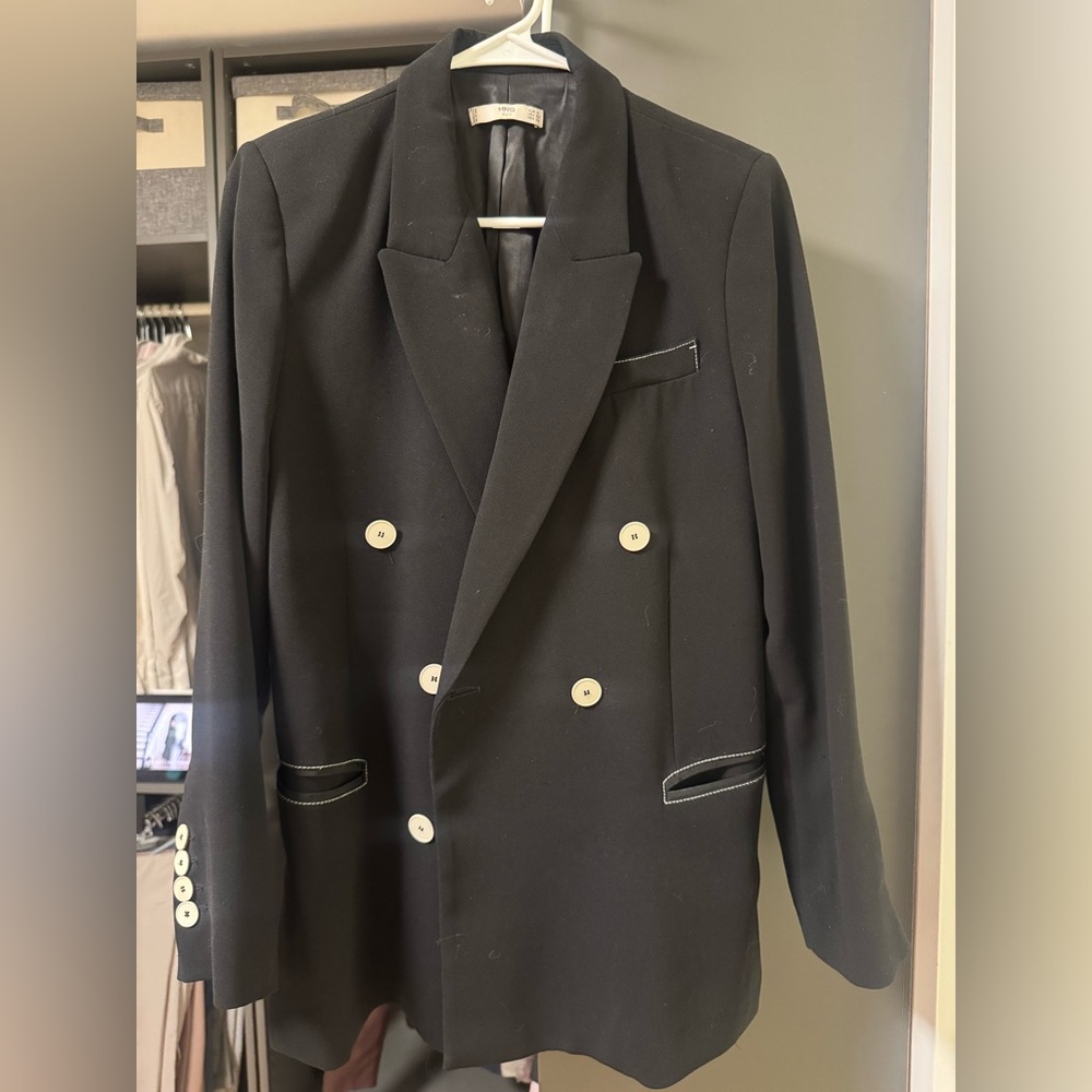 Mango Classic Black Double-Breasted Blazer